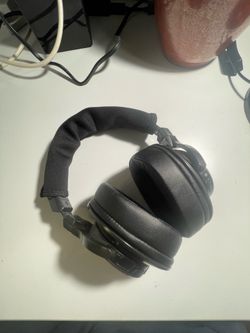 Audio-technica DSR7BT headphones