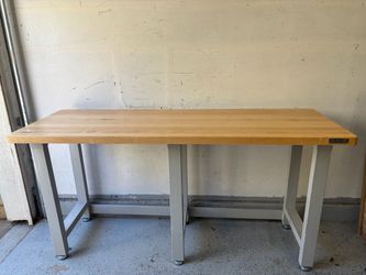 Seville Classics Ultra HD 6FT Work Table