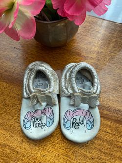 Toddler shoes size 6