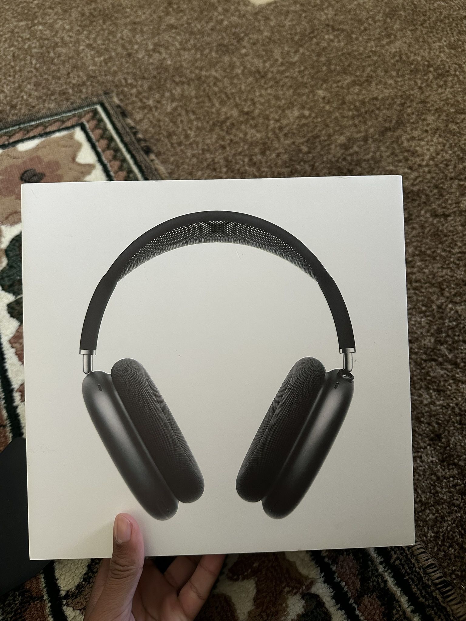 AirPod Maxes USB-C Midnight