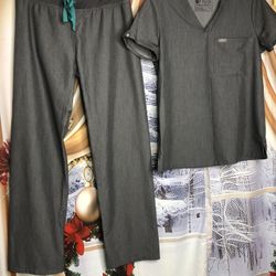 Figs Women’s Livingston Basic Scrub Set Size Small 