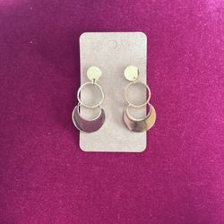 Gold Crescent Moon Earrings 