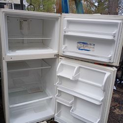 Clean Whirlpool Refrigerator