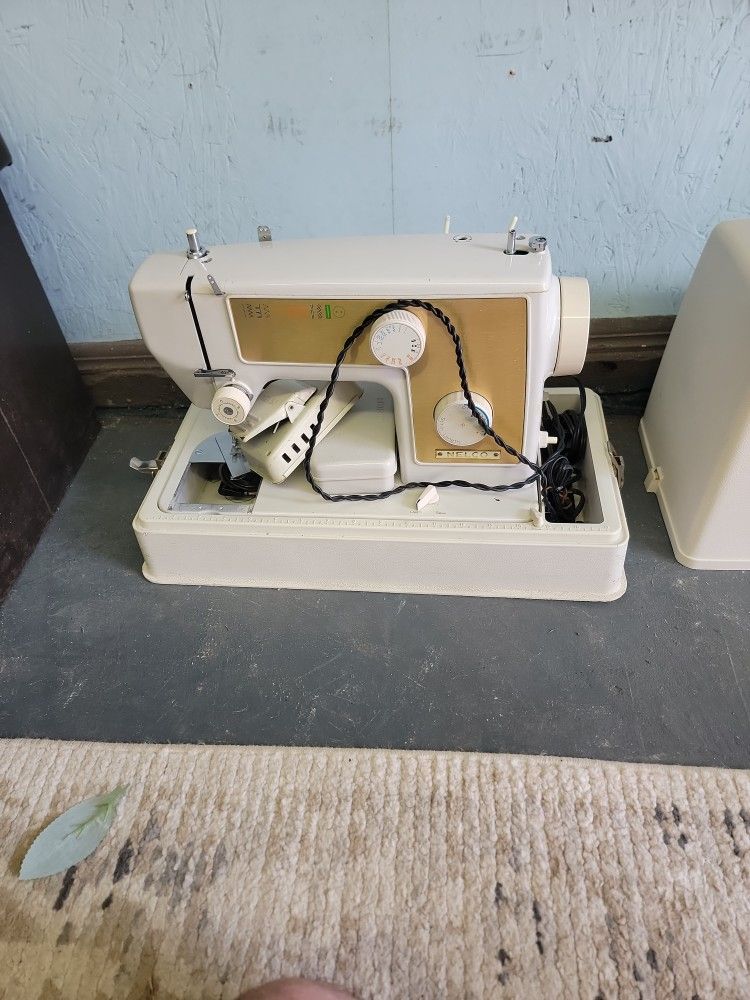 Nelco Sewing Machine