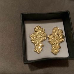 Gold Nugget Earrings For 330$