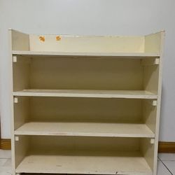 Free! Bookshelf 