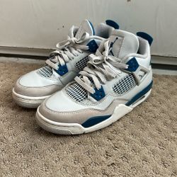 Jordan 4 