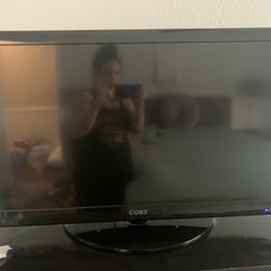 COBY 32” TV