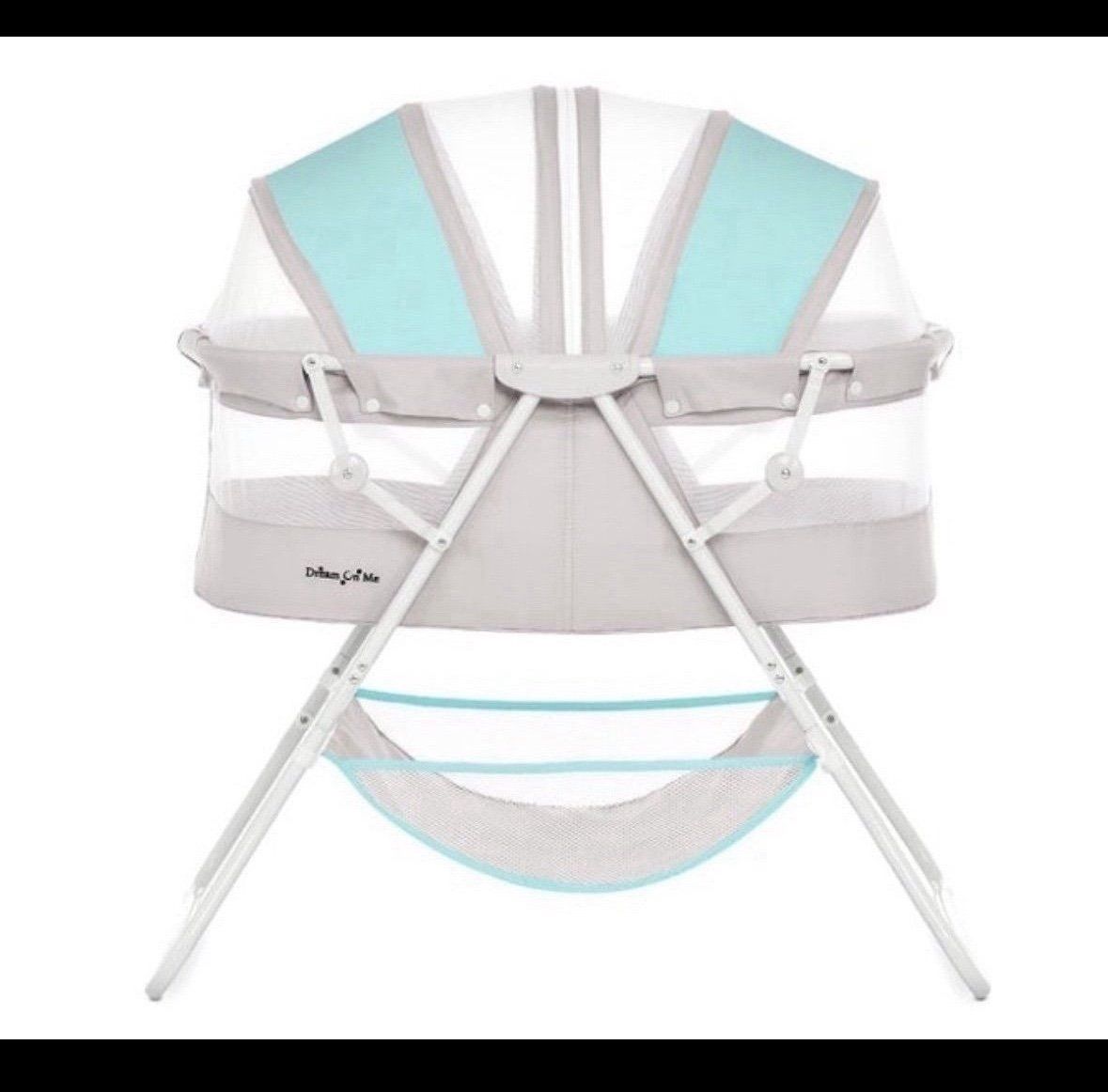 Dream On Me Karley Bassinet In Blue/Grey  Open box item   INVENTORY NUMBER: 10(contact info removed)9