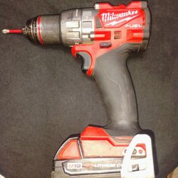 Milwaukee Hammer Drill 