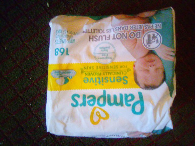 Pampers Sensitive Wipes 168 Ct