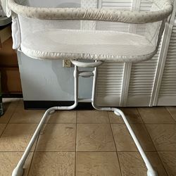 Halo Baby Bassinet