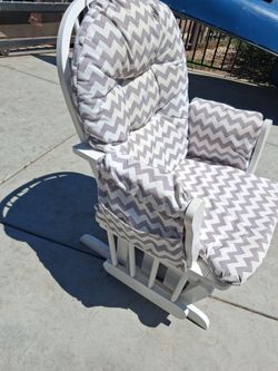 Rocking chair