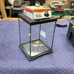 8x12 Tank With Halogen Lamp