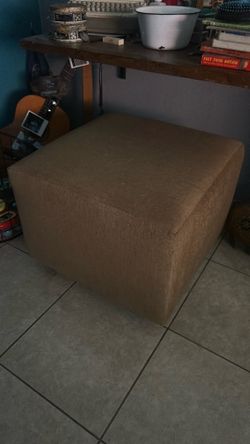 Square ottoman