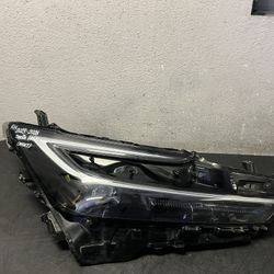 2023-2024-2025 TOYOTA PRIUS RIGHT HEADLIGHT PARTS ONLY MICKY