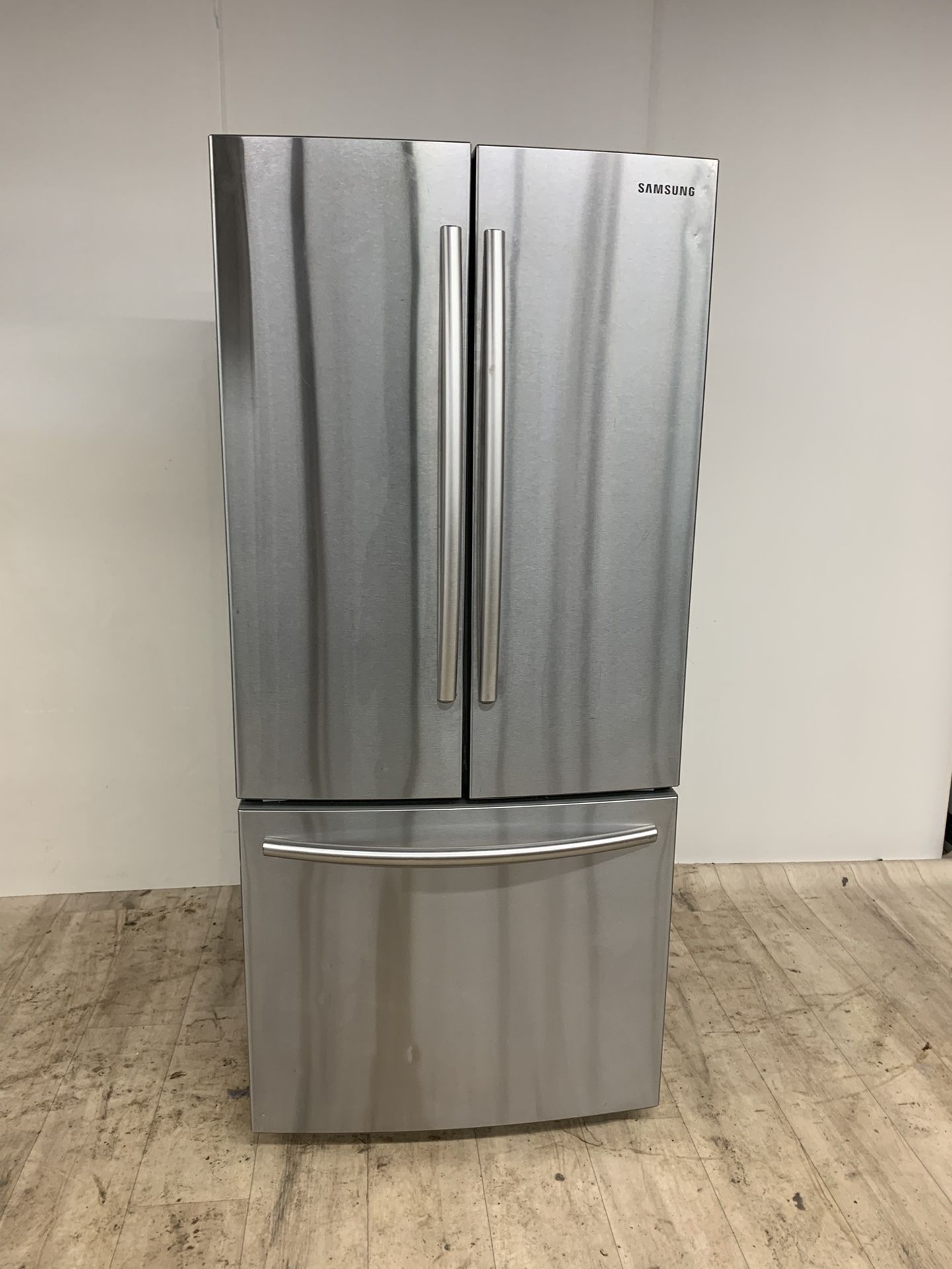 30 WIDE STAINLESS STEEL REFRIGERATOR 