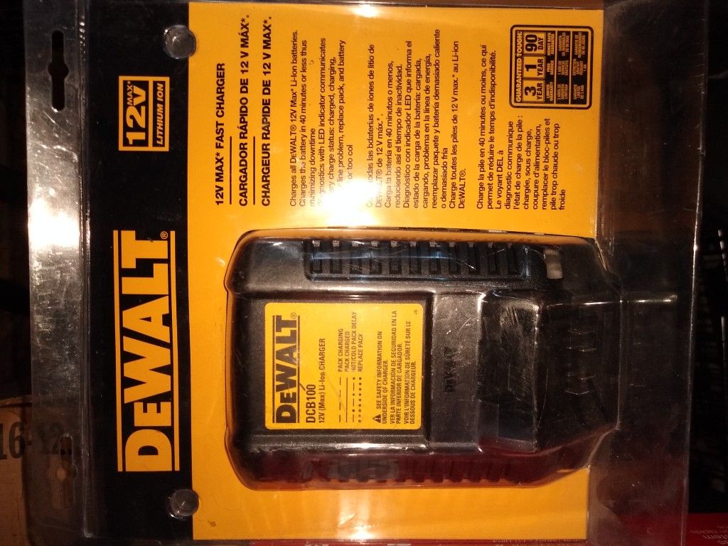 DeWalt 12 Volt Charger