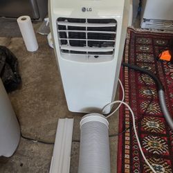 LG 8000 BTU Portable Air Conditioner 