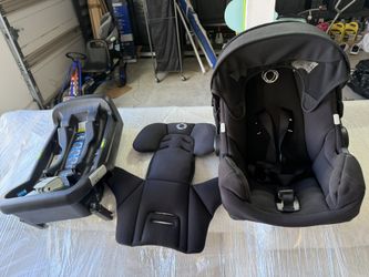 Nuna Car Seat With Base And Insert