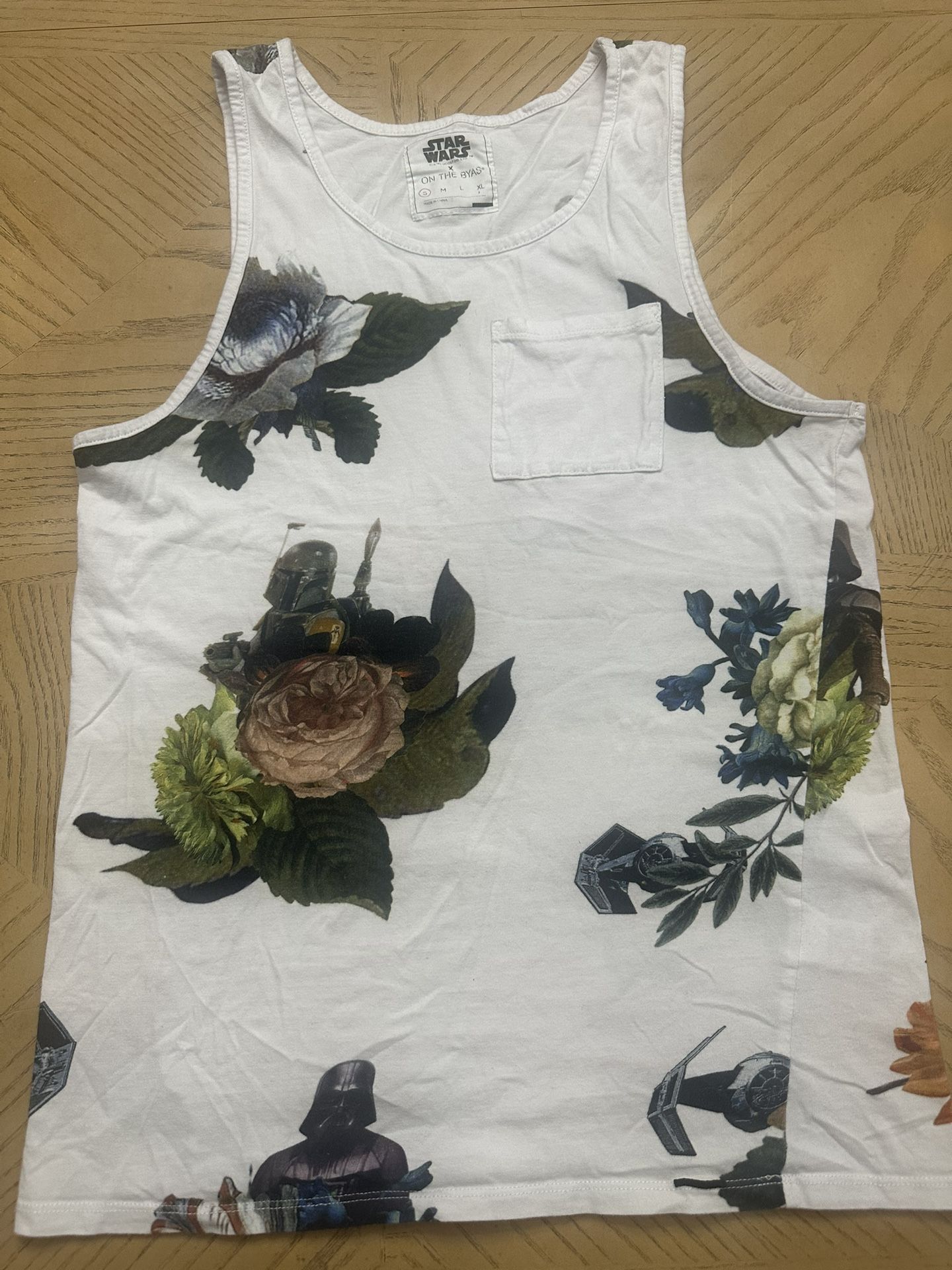 Star Wars Floral Tank Top Size Adult small