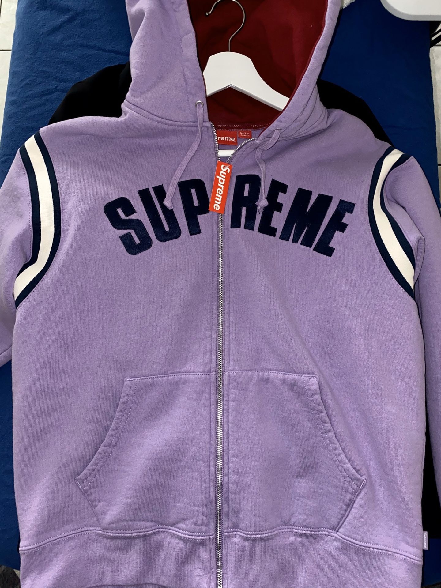 SUPREME NEW Men’s Medium Jet Sleeve Zip Up Hooded