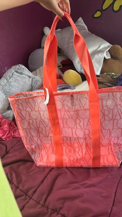 Victoria’s Secret beach bag