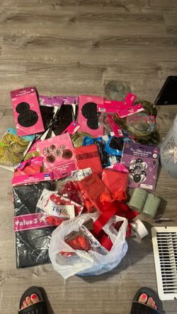 Party accessories