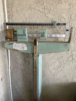Detecto Physician Balance Beam Scale 350 lb