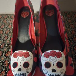 Tuk Sugar Skull Pumps