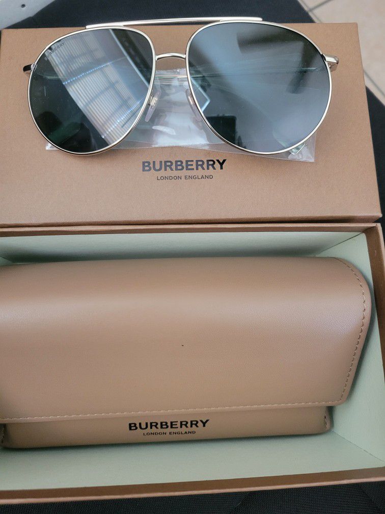 New & Authentic BURBERRY Glasses 
