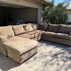 High Quality Outdoor Couch (READY FOR PICKUP)