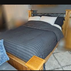Queen bed with mattress and box spring