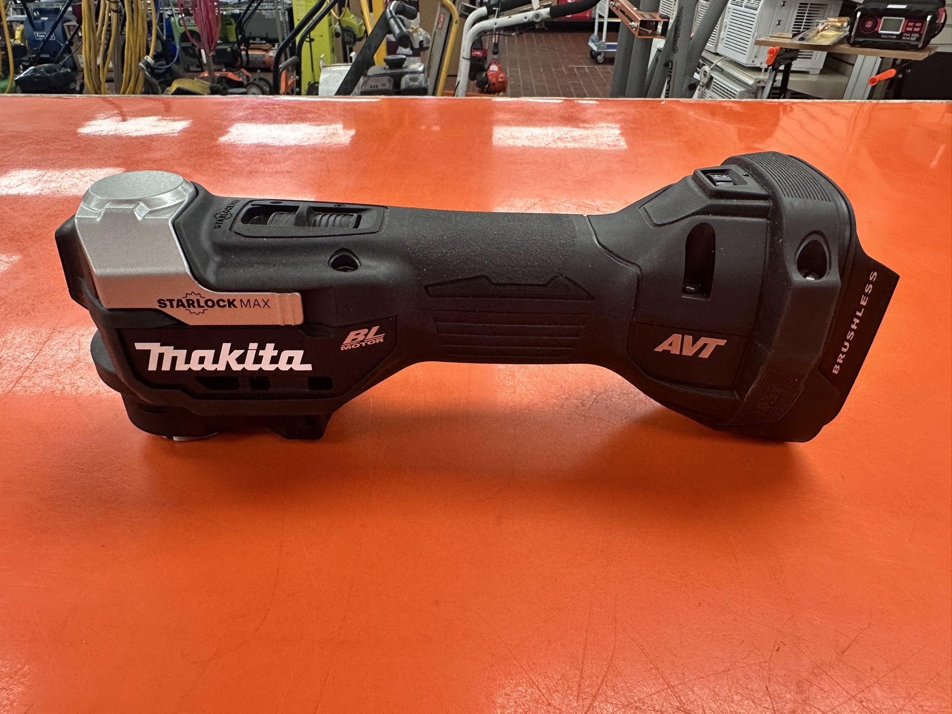 Makita XMT04 StarLock MAX Multi-Tool