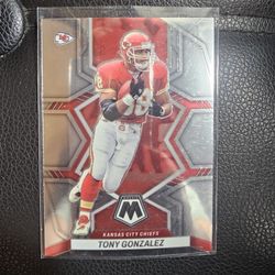 TONY GONZALEZ CHIEFS RED MOSAIC PANINI NFL SPORTS CARD!