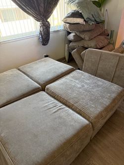 Love sac couch