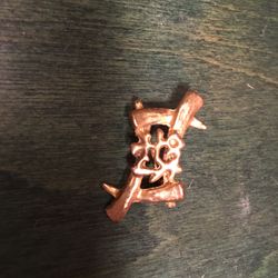 Hanzi Or Janki Asian Gold Tone Brooch