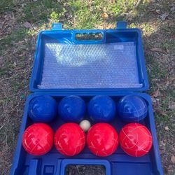 Vintage  Bocce Ball Set w/ 8 Balls, 1 Pallino & Carry Case