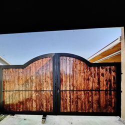 Custom Double Gate