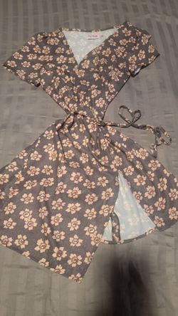 Xs cry baby floral grey and tan mini side tie dress
