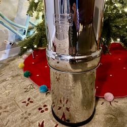 Big Berkey Water Filter System - 2.25 Gallons
