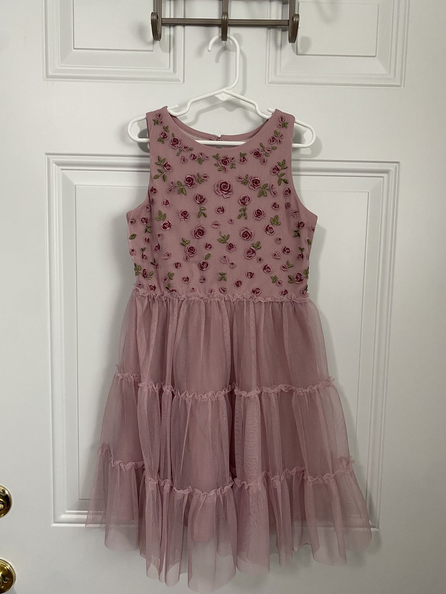 Cat & Jack Girl Dress Size 6/7