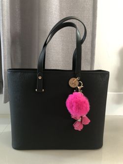 Brand New Tote Bag with beautiful keychain Cartera Nueva con hermoso llavero