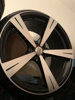 22 Rims 5x115 Come With Spacers If Need