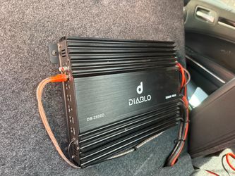 Champion series 12 inch subs & 2800w amp