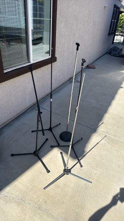 5 microphone stands for $50