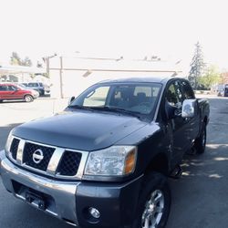 2004 Nissan Titan