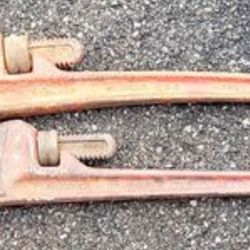 LARGE Pair RIGID Pipe Wrenches 24" & 18" Red