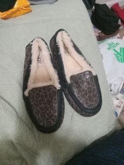 Ugg Sz8 Womans  Chetta Print