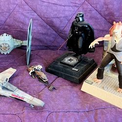 Star Wars Figurines And Coin Banks 